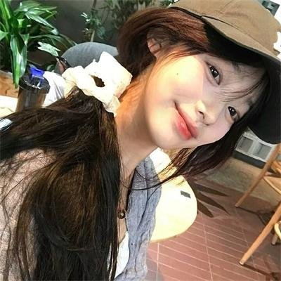 大小姐才不会玩格斗游戏